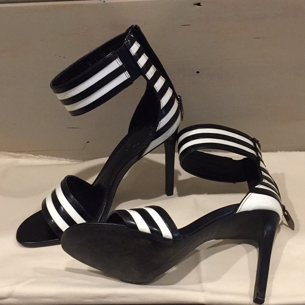 Shoes - Picture 2 of 5